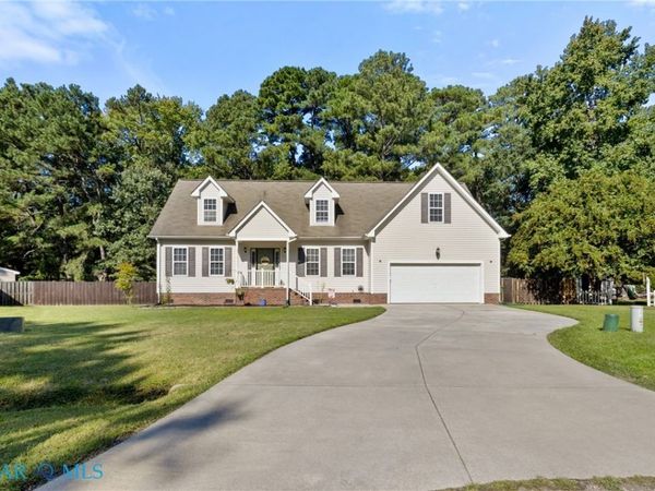 7703 Mainsail Court, Hayes, VA 23072