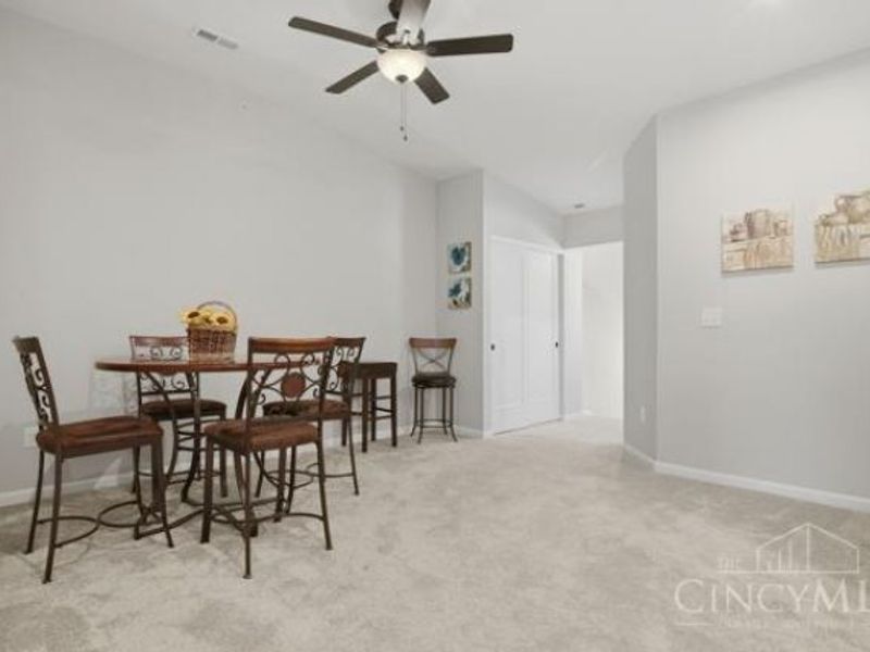 5872 Parkview Lane, Unit 303, Miami Township, OH 45150 Photo 4