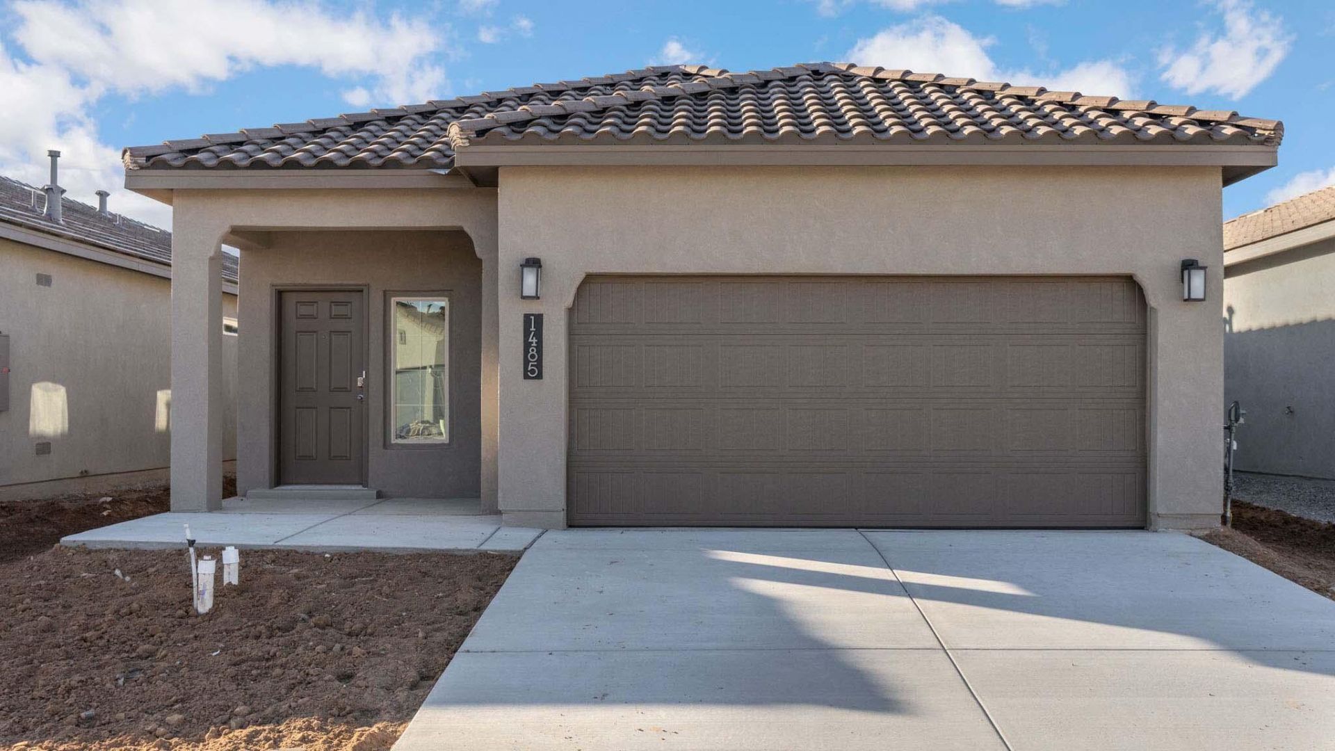 1449 Calle Oeste Nw, Los Lunas, NM 87031 Main Photo