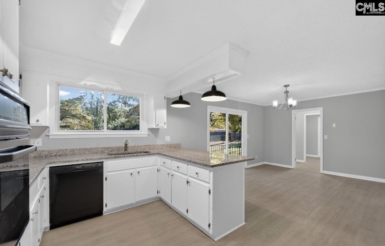 1842 Cunningham Road  Photo 11