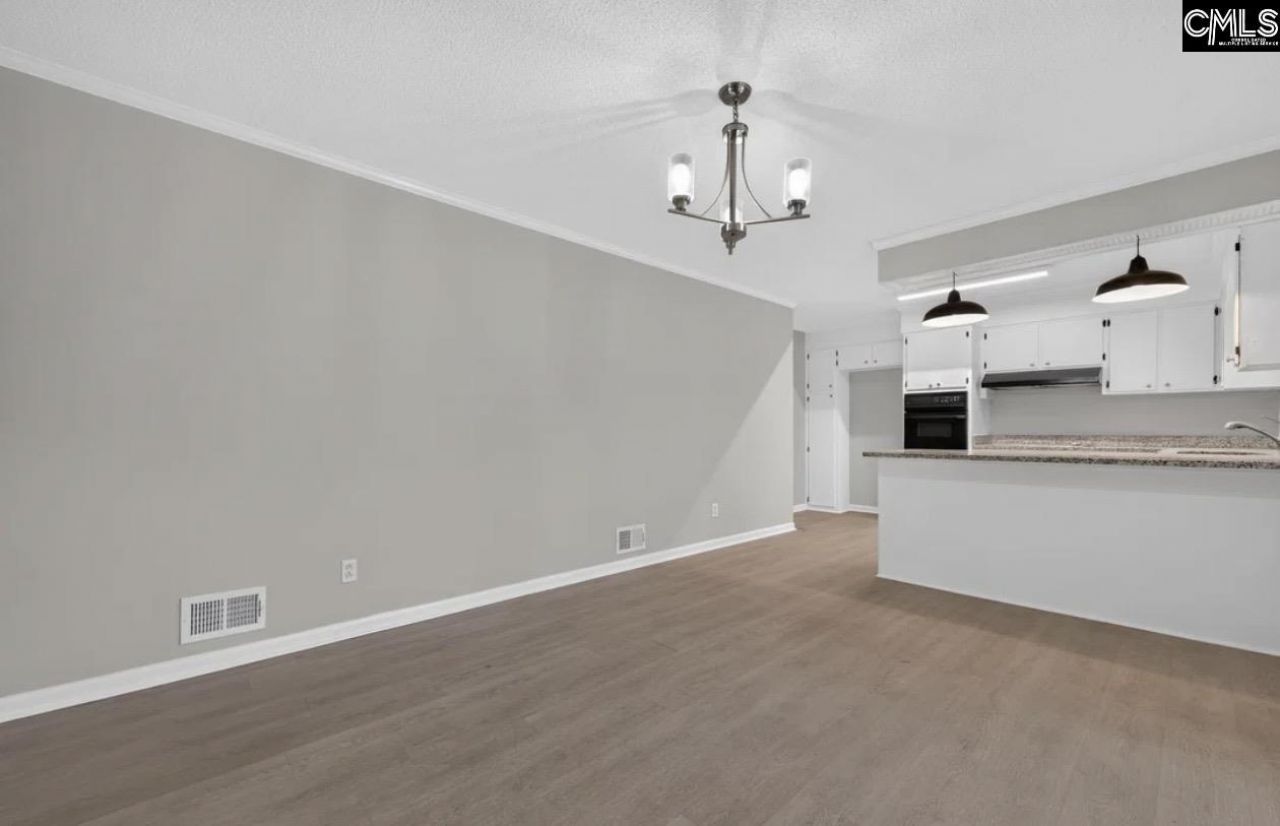 1842 Cunningham Road  Photo 13