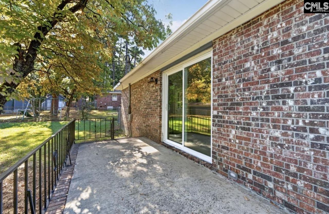 1842 Cunningham Road  Photo 31
