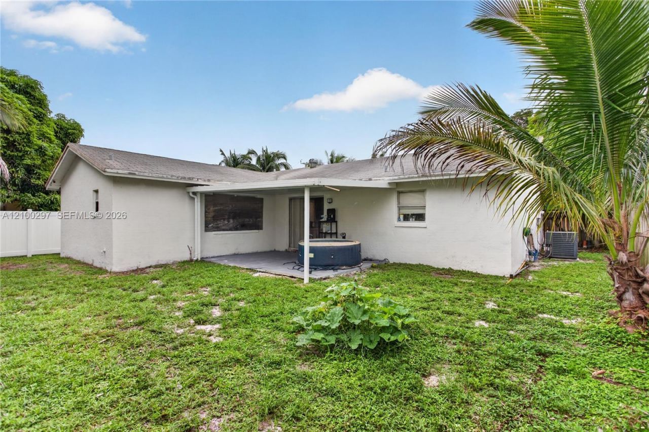 425 NW 18th Ct, Pompano Beach, FL 33060 Photo