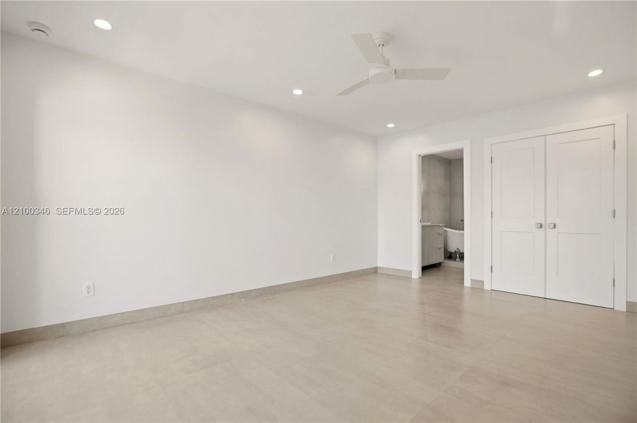 7238 Jacaranda Ln, Unit 7238, Miami Lakes, FL 33014 Photo
