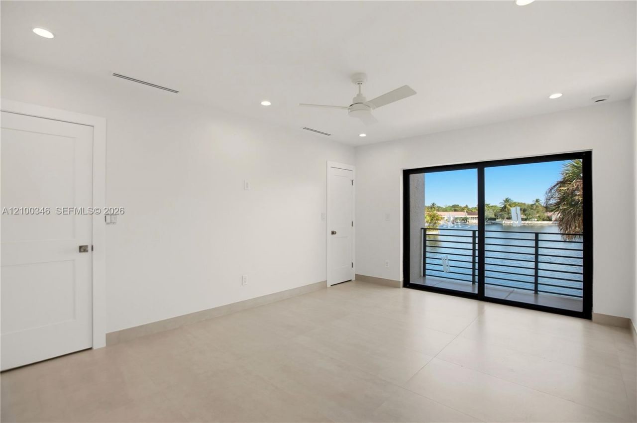 7238 Jacaranda Ln, Unit 7238, Miami Lakes, FL 33014 Photo