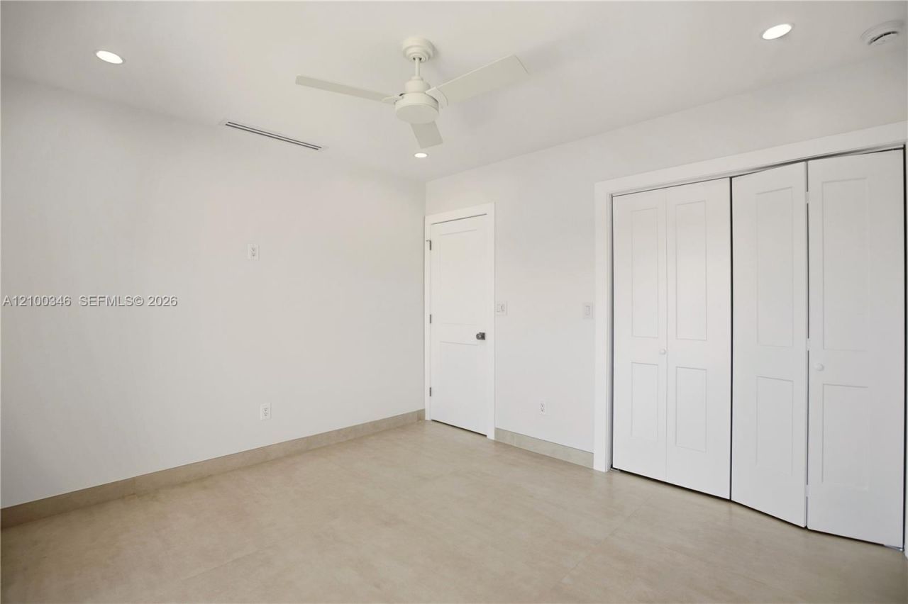 7238 Jacaranda Ln, Unit 7238, Miami Lakes, FL 33014 Photo