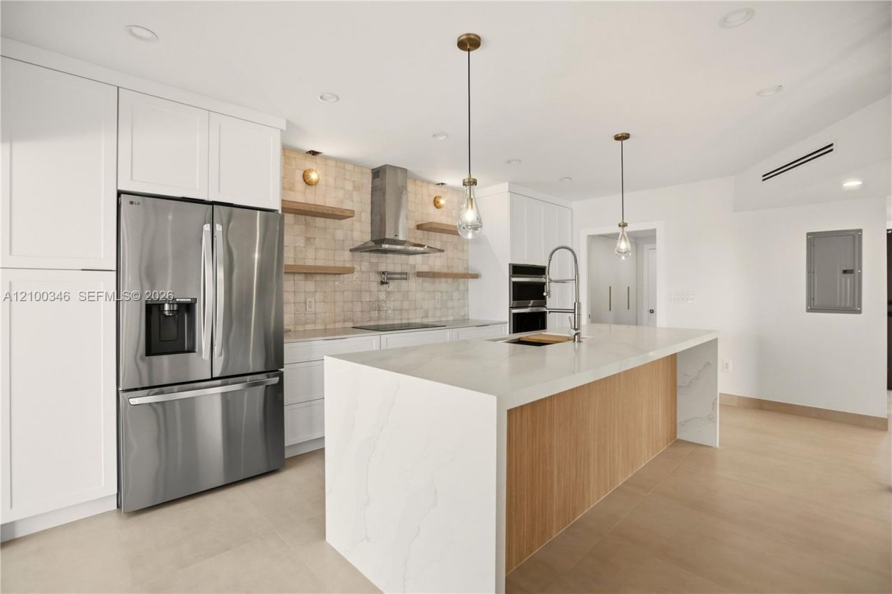 7238 Jacaranda Ln, Unit 7238, Miami Lakes, FL 33014 Photo