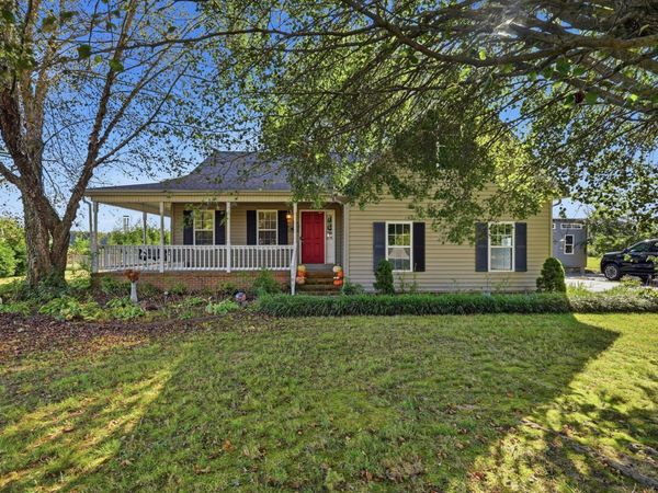 501 Rock Rd , Morrison, TN 37357