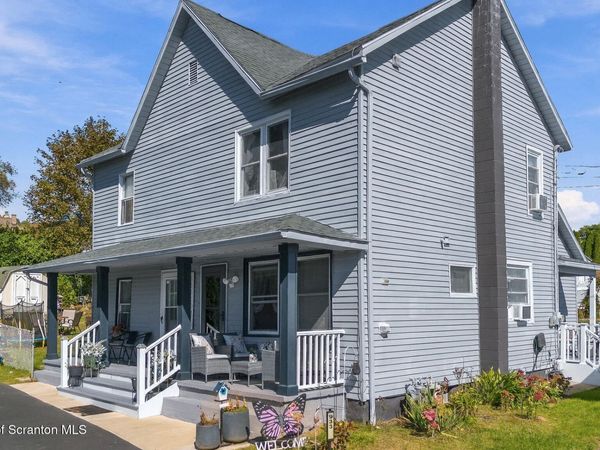933 Main Street , Dickson City, PA 18519