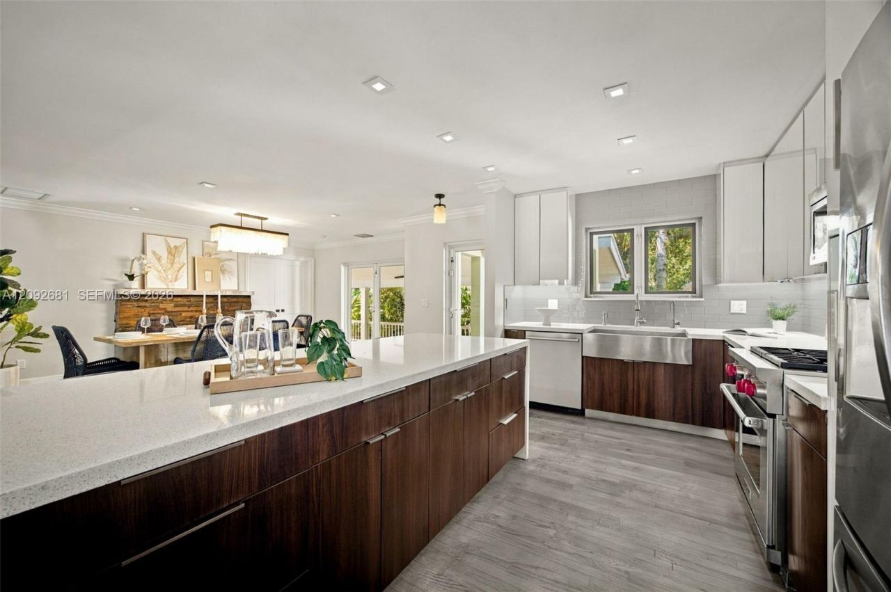108 SE 17th Ave , Fort Lauderdale, FL 33301 Photo