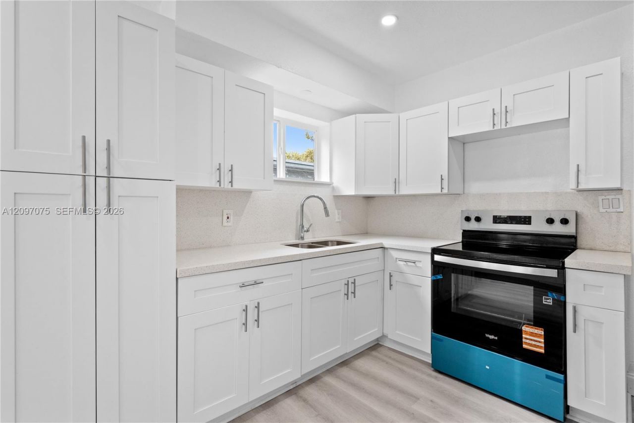 511 NE 131st St , North Miami, FL 33161 Photo