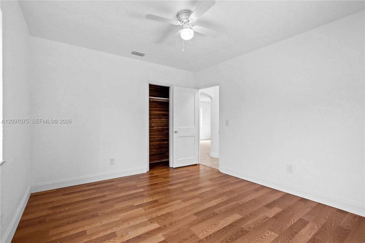 511 NE 131st St , North Miami, FL 33161 Photo