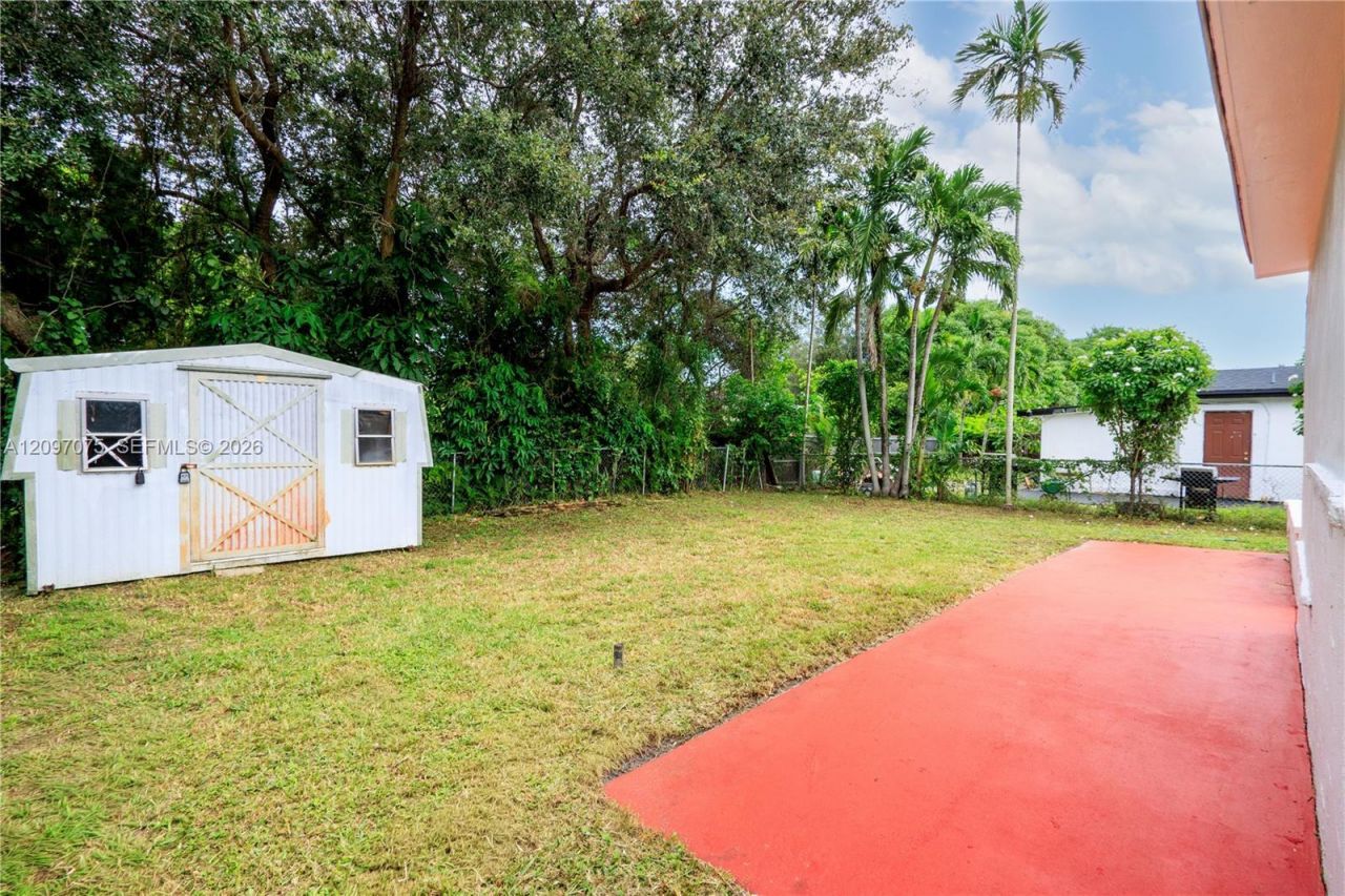 511 NE 131st St , North Miami, FL 33161 Photo