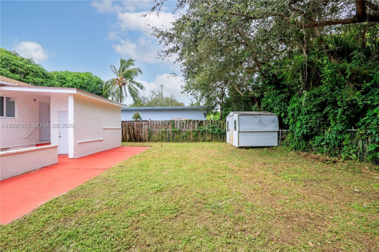 511 NE 131st St , North Miami, FL 33161 Photo