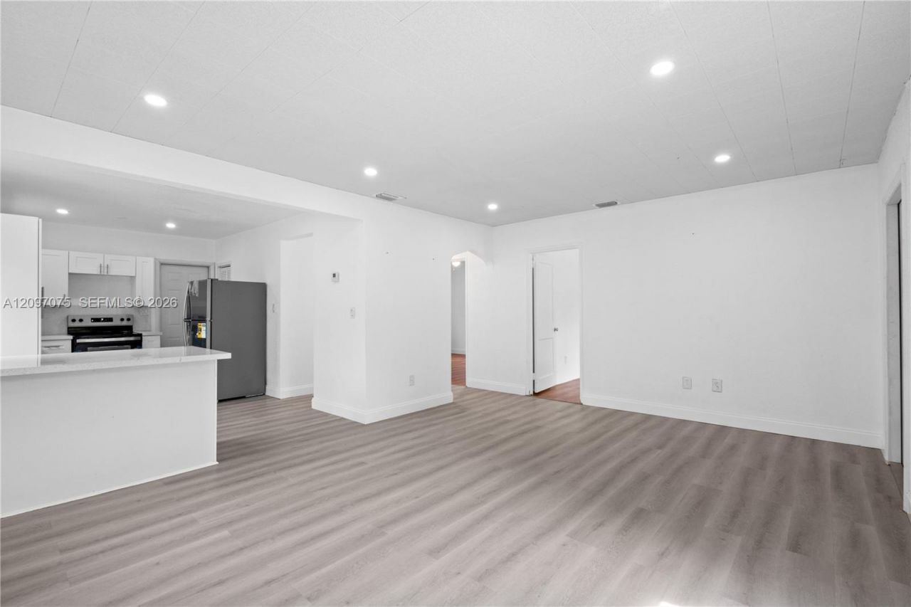 511 NE 131st St , North Miami, FL 33161 Photo