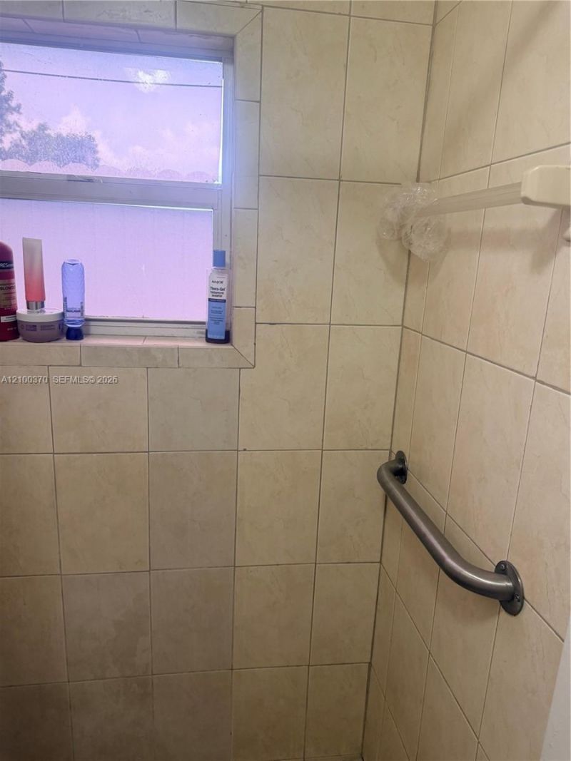 5591 W 2nd Ave, Unit 2, Hialeah, FL 33012 Photo