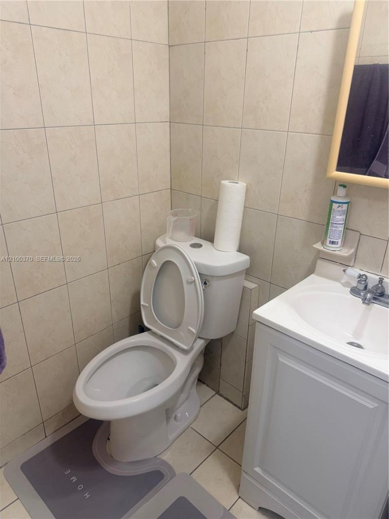 5591 W 2nd Ave, Unit 2, Hialeah, FL 33012 Photo