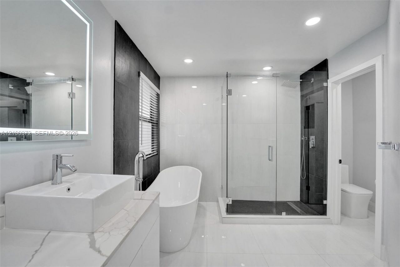 3261 Crystal Way, Unit 1, Miramar, FL 33025 Photo