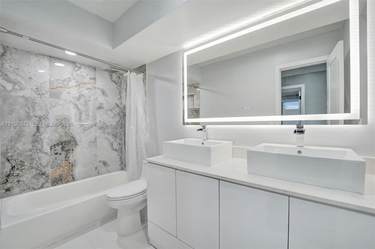 3261 Crystal Way, Unit 1, Miramar, FL 33025 Photo
