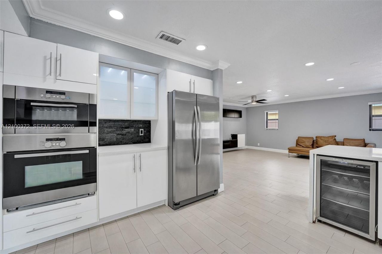 3261 Crystal Way, Unit 1, Miramar, FL 33025 Photo