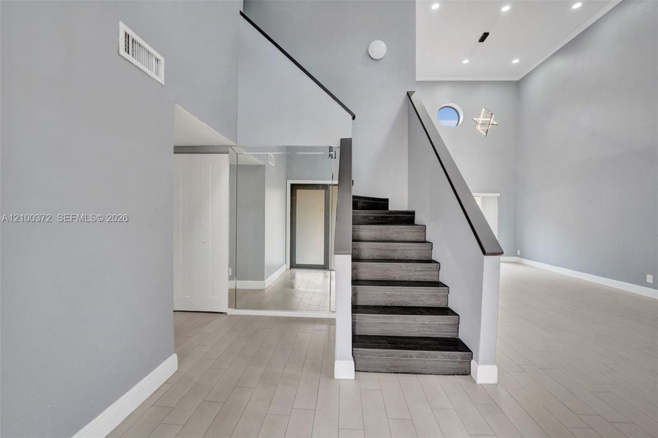 3261 Crystal Way, Unit 1, Miramar, FL 33025 Photo