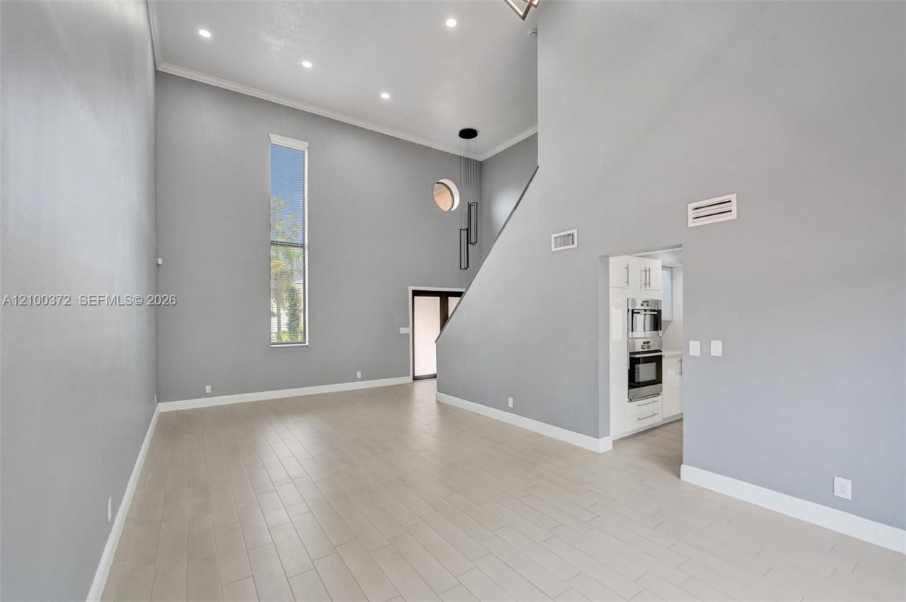 3261 Crystal Way, Unit 1, Miramar, FL 33025 Photo