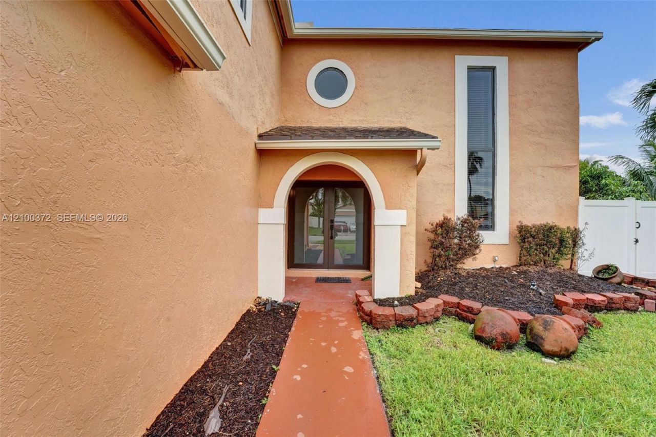 3261 Crystal Way, Unit 1, Miramar, FL 33025 Photo