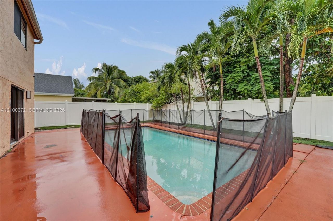 3261 Crystal Way, Unit 1, Miramar, FL 33025 Photo