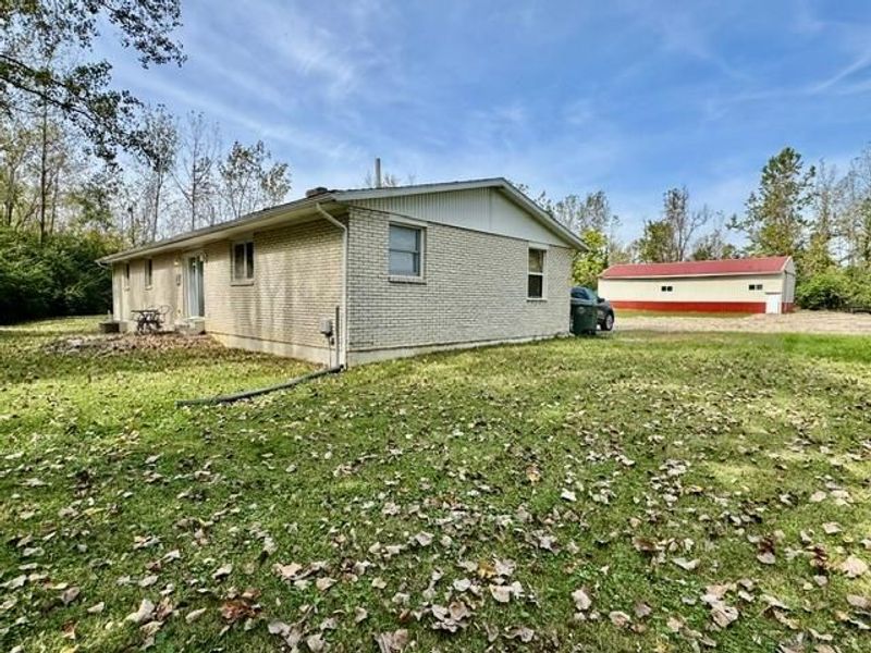 643 Liscum Drive, Dayton, OH 45417 Photo 2