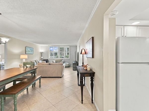 2000 S OCEAN Boulevard, Unit LB, Lauderdale-By-The-Sea, FL 33062