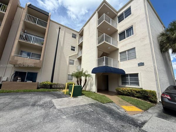 7765 SW 86th St , Unit F2-402, Miami, FL 33143