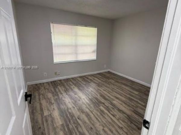 156 NW 12th St , Unit 3, Pompano Beach, FL 33060
