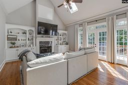 437 Caro Lane  photo 4