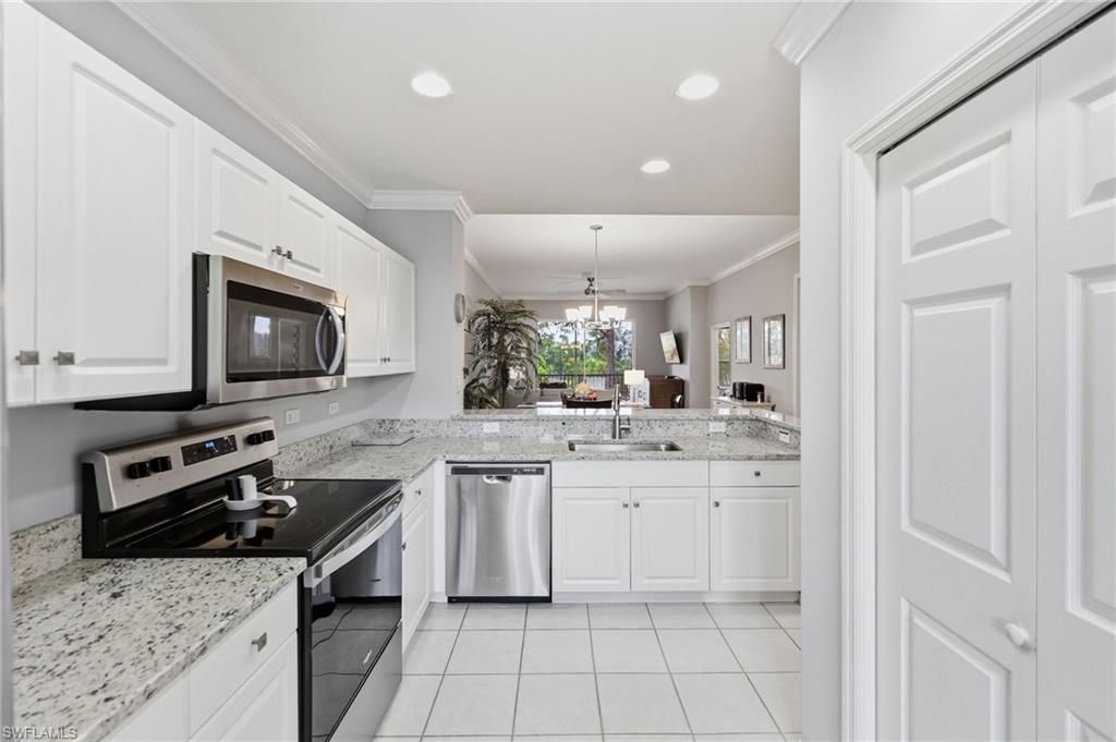 8239 Parkstone Pl , Unit 304, Naples, FL 34120 Photo