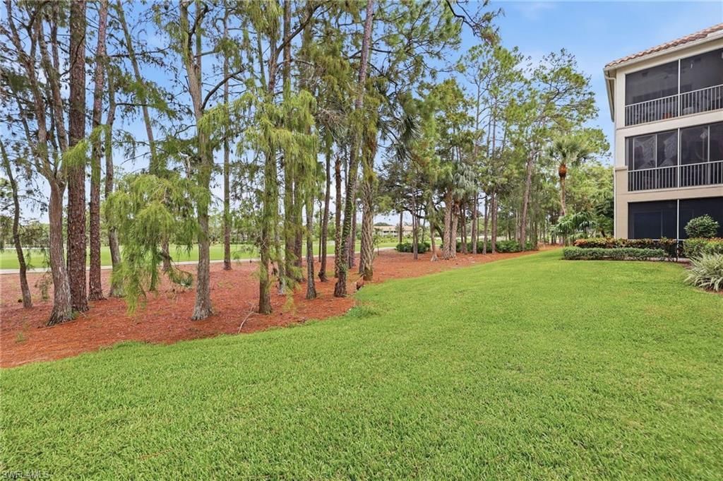 8239 Parkstone Pl , Unit 304, Naples, FL 34120 Photo