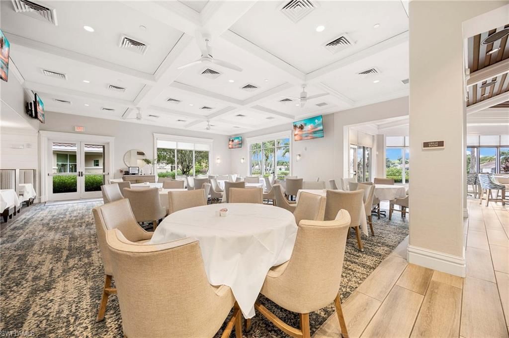 8239 Parkstone Pl , Unit 304, Naples, FL 34120 Photo