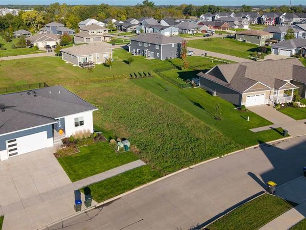 645 Hanks Drive, Iowa City, IA 52240