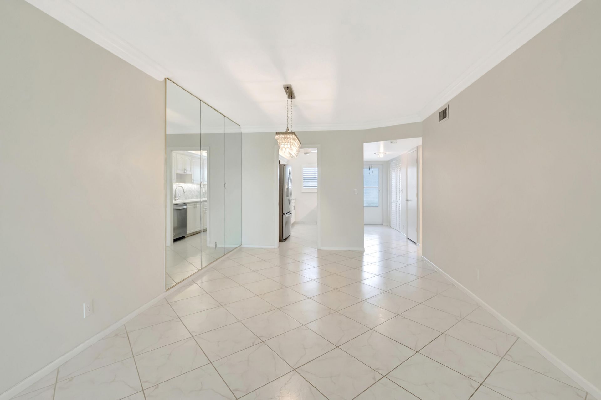 2440 SW 22nd Avenue, Unit 711, Delray Beach, FL 33445 Photo