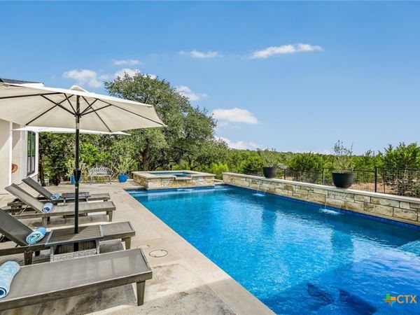 1382 Primrose Path , Canyon Lake, TX 78133