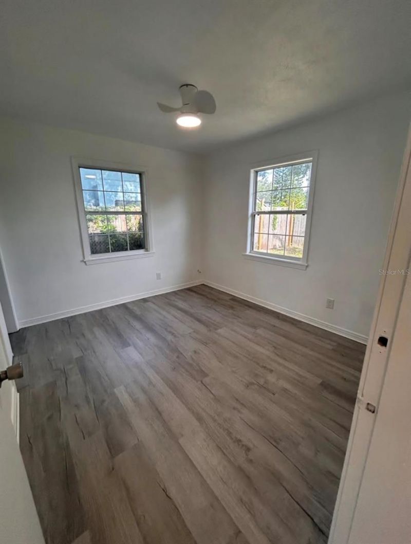 2825 Louise Street, Sarasota, FL 34237 Photo