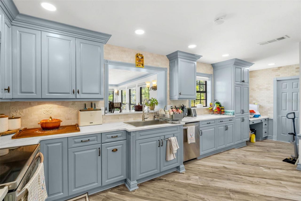 2660 57th Street, Sarasota, FL 34243 Photo