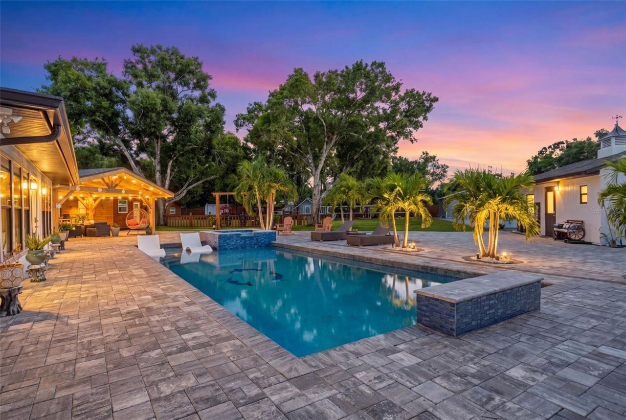 2660 57th Street, Sarasota, FL 34243 Photo