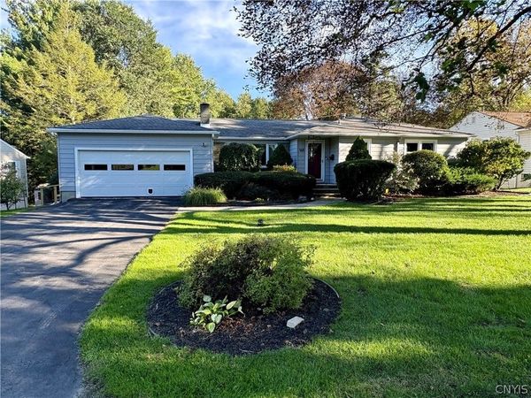168 Winston Way, DeWitt, NY 13214