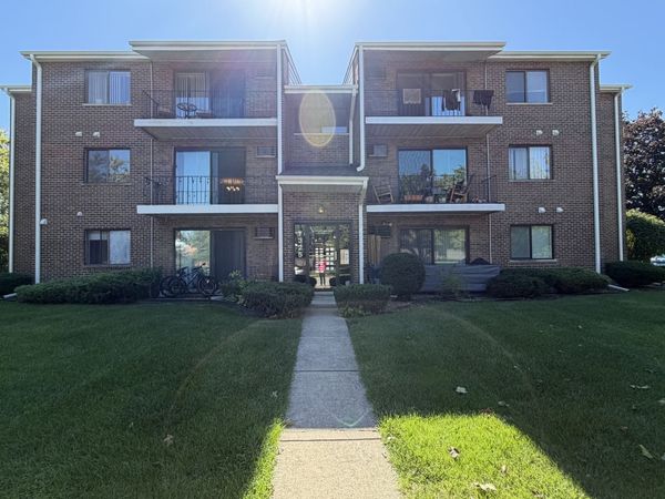 7325 Tiffany Drive , Unit 2A, Orland Park, IL 60462