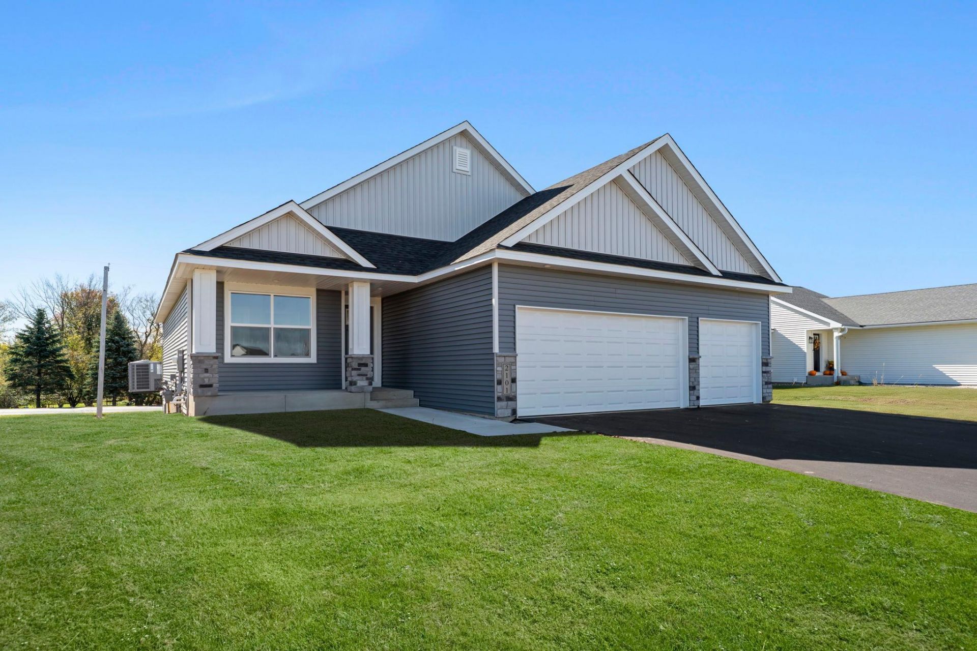 132 Aspen Court, Cannon Falls, MN 55009 Main Photo