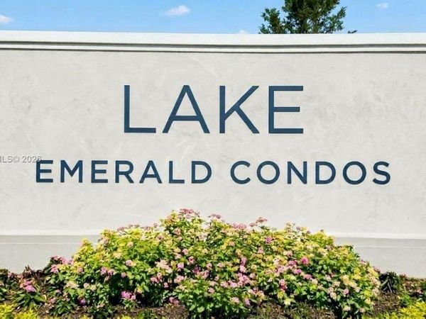 112 Lake Emerald Dr , Unit 109, Oakland Park, FL 33309