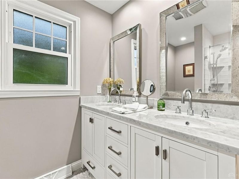 114 Woodburn Avenue, Oakwood, OH 45419 Photo 12