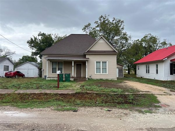 505 cowan, Mart, TX 76664
