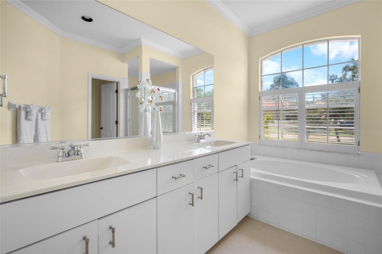5449 Downham Meadows , Sarasota, FL 34235 Photo