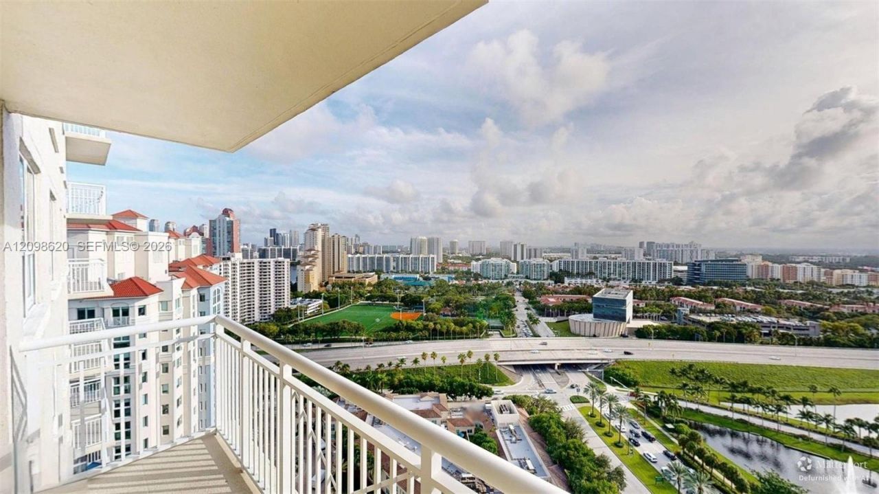 19501 W Country Club Dr, Unit 2505, Aventura, FL 33180 Photo